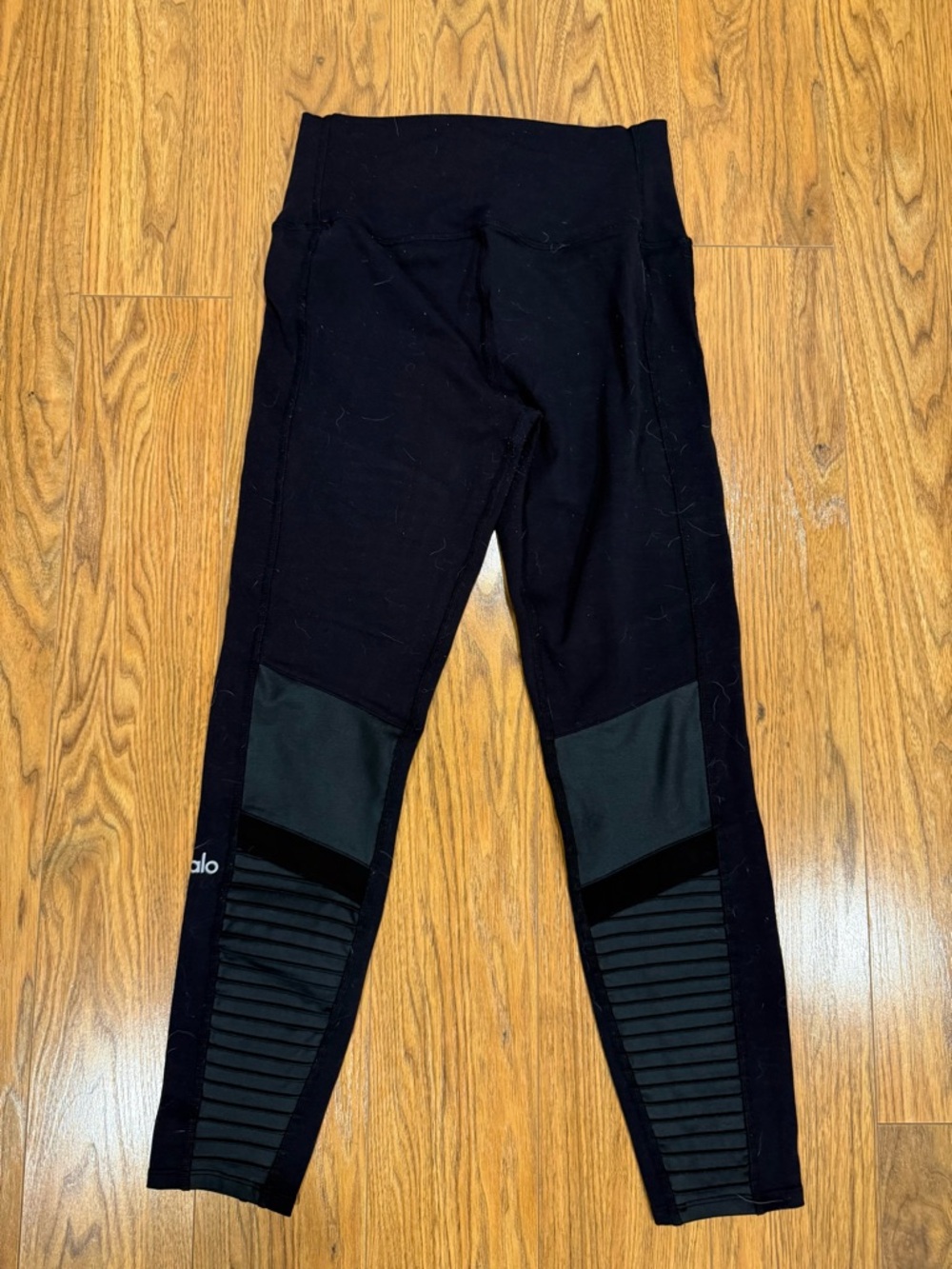 ALO Yoga Black Paneled Leggings